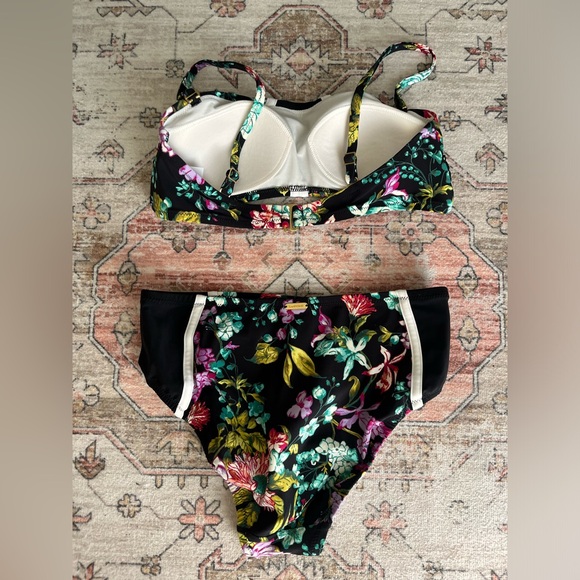 Lands End black and white retro floral bikini top and bottom set size S - Picture 2 of 8